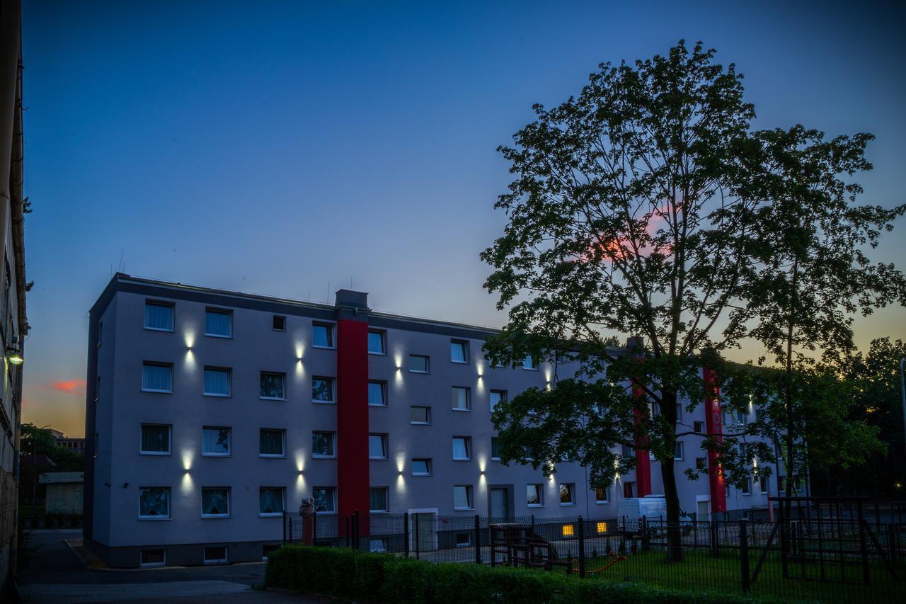 Hostel Zgoda Kompleks Hotelarski Świętochłowice